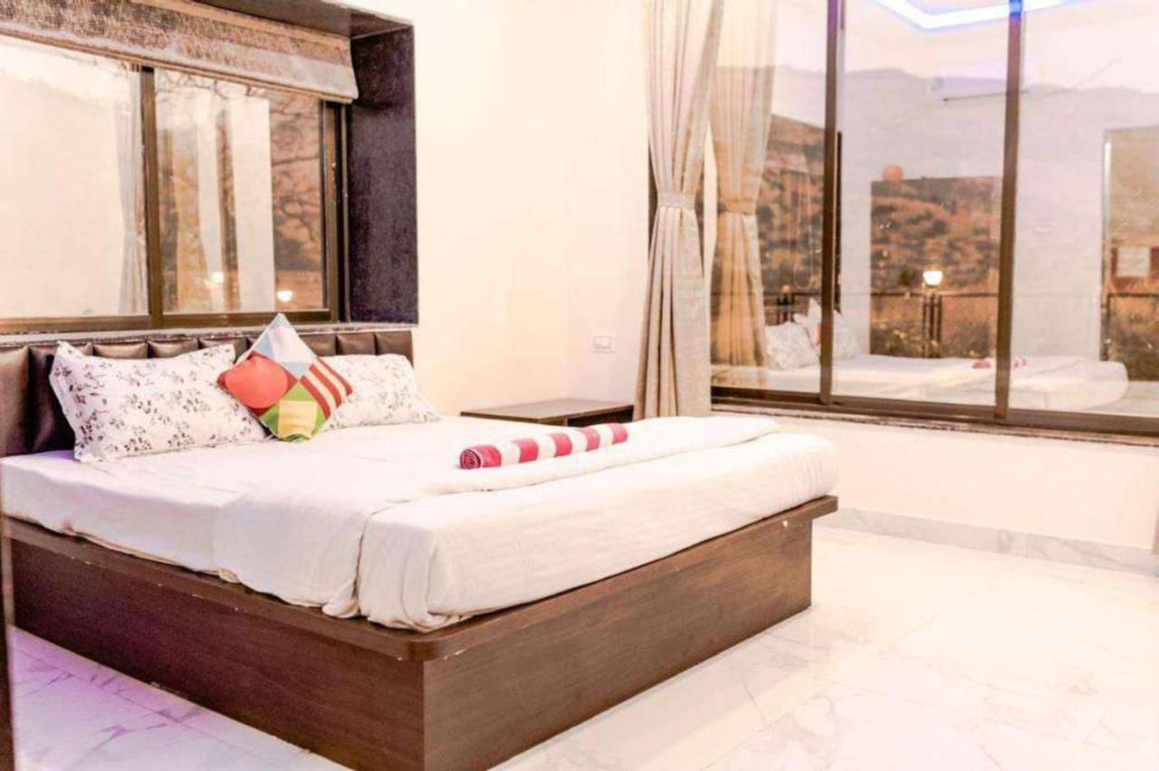 Diamond Villa Лонавала Екстериор снимка